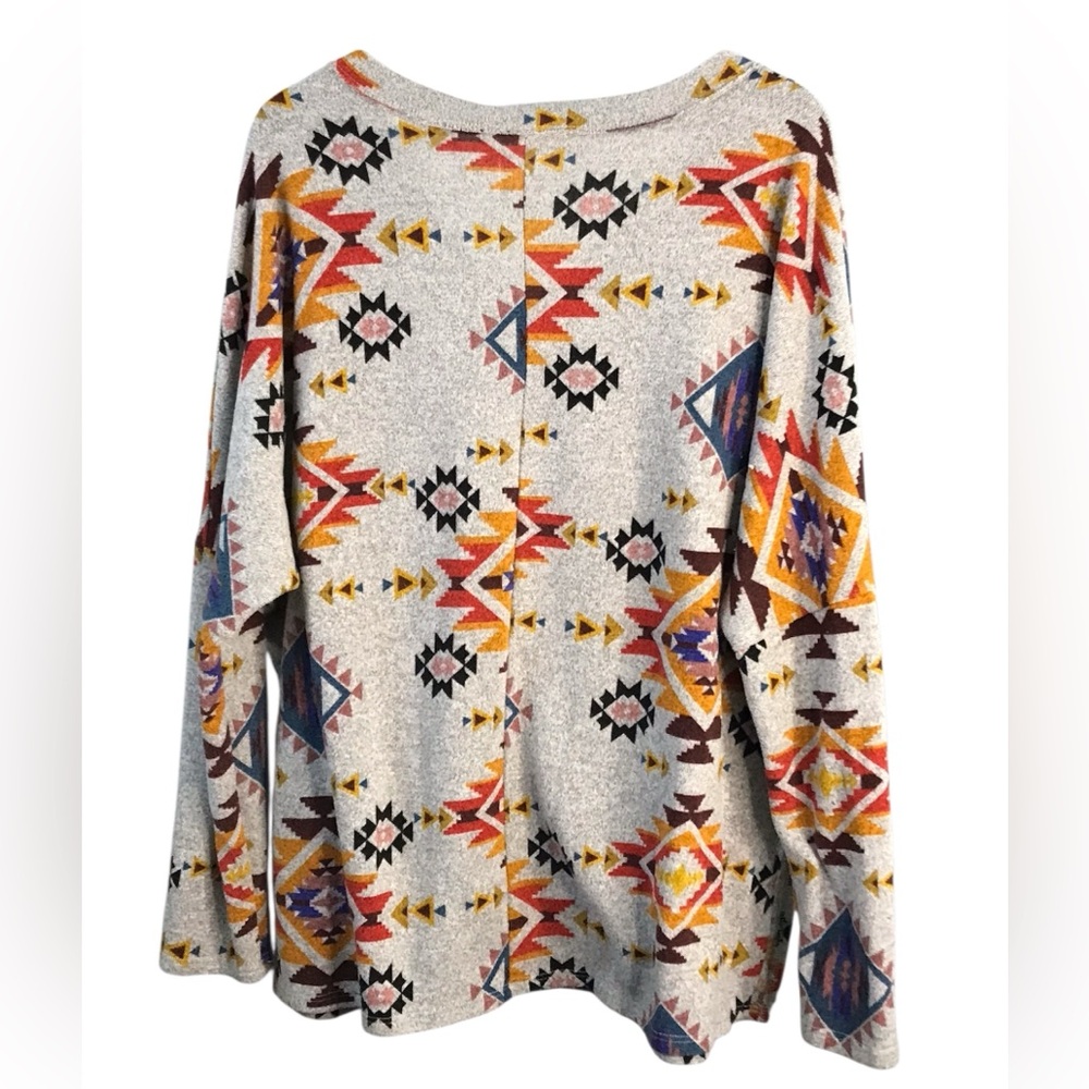 Lovely J - Aztec Geometric Patterned V-Neck Women's Top - Picture 2 of 4